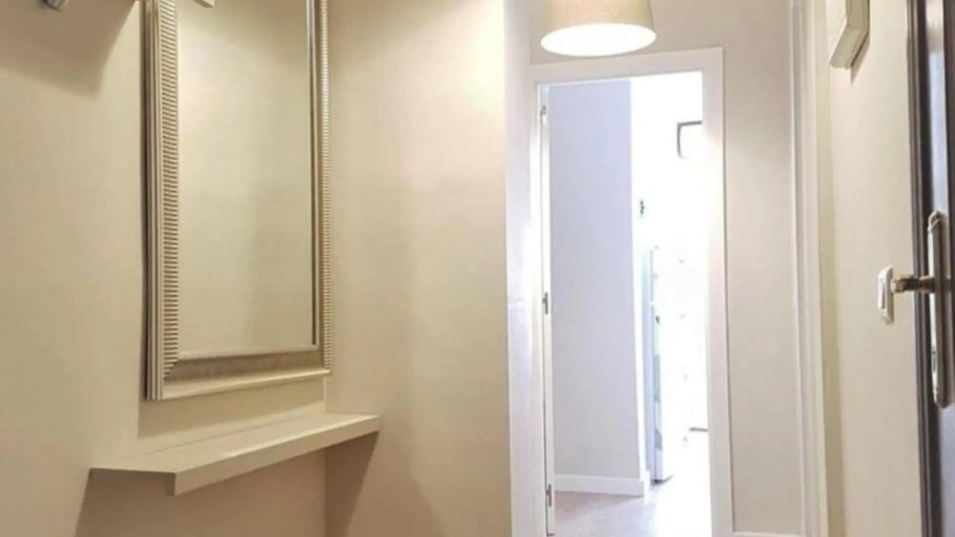 Plaza De La Merced Apartments By Sharingco Malaga Spain